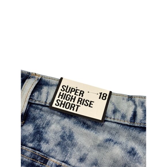 Almost Famous Super High Rise Denim Shorts Acid Wash Size 18 Cut Off New - Picture 6 of 7